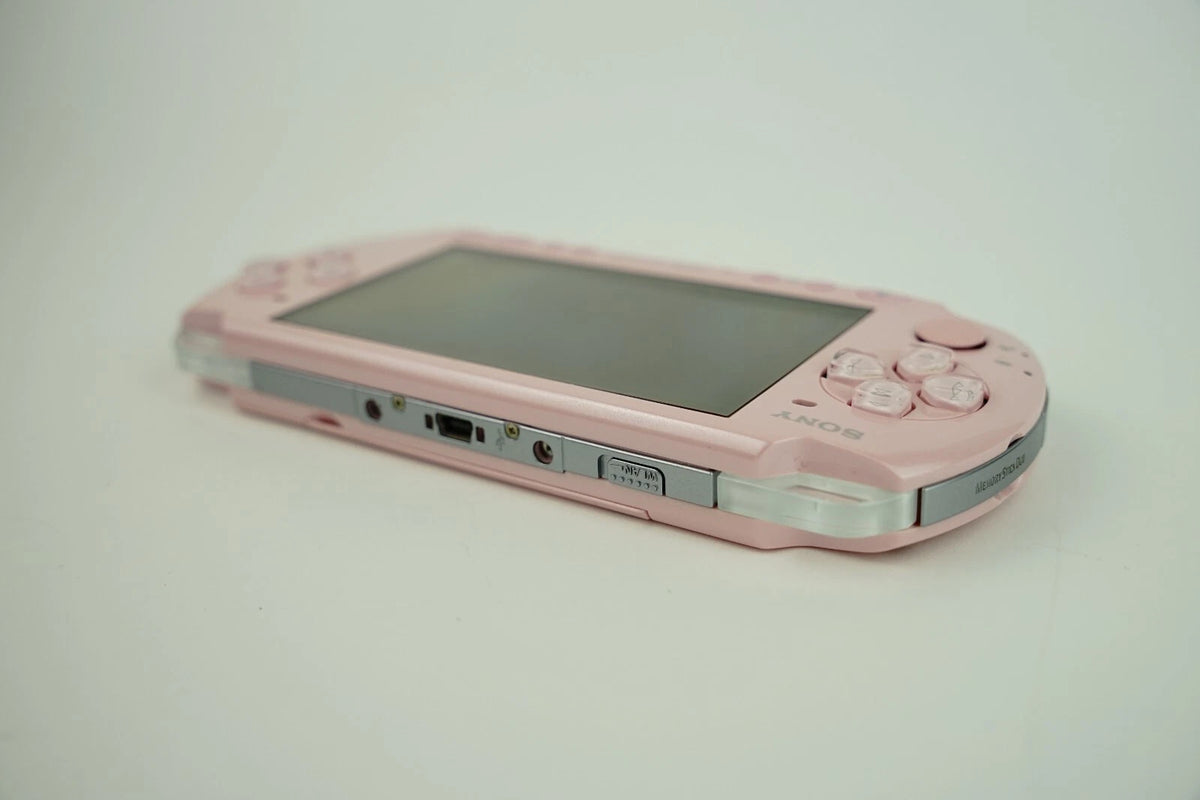 Sony PlayStation PSP 1000/2000/3000 Console with Charger/New Battery Region Free