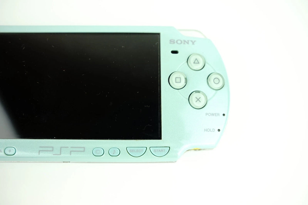 Sony PlayStation PSP 1000/2000/3000 Console with Charger/New Battery Region Free