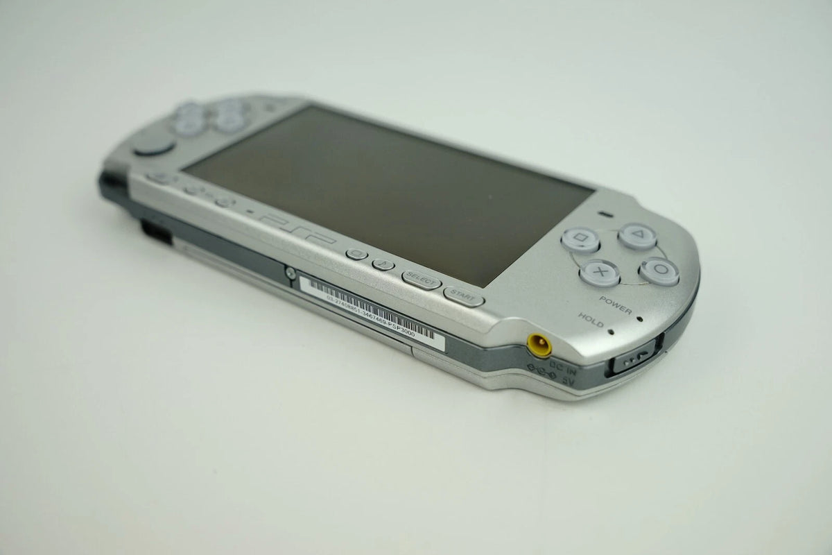 Sony PlayStation PSP 1000/2000/3000 Console with Charger/New Battery Region Free