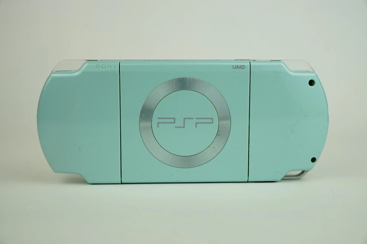 Sony PlayStation PSP 1000/2000/3000 Console with Charger/New Battery Region Free